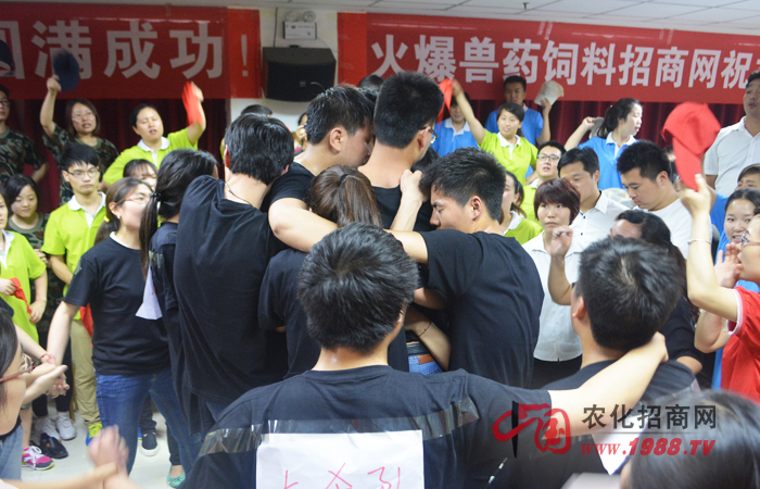 �𱬣�׌�҂�һ��ǰ�M