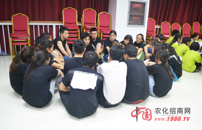 �ع�֪�����R���T�͈F(tu��n)�(du��)���x��