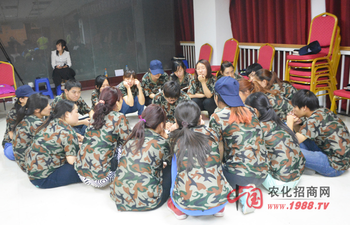 �𱬾W(w��ng)�j(lu��)��չӖ(x��n)��֮���L(f��ng)��ͬ�ۡ�