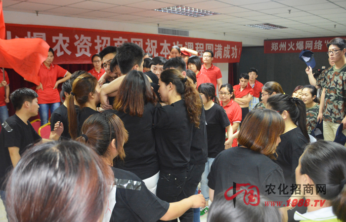 �𱬃������F���P�P����������֮·