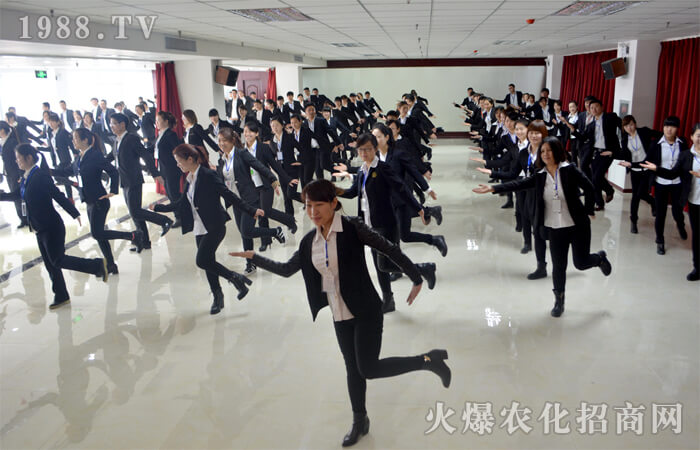 ���Īq��-����(g��)�Љ�(m��ng)�ď�(qi��ng)��