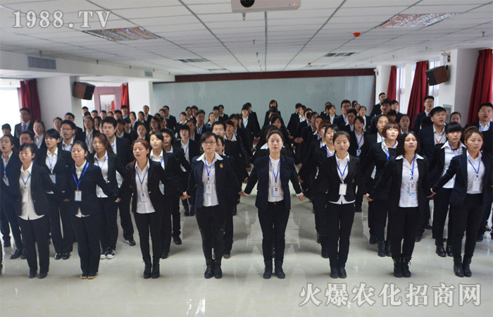 �𱬾������ж��҂�һ����L(zh��ng)������