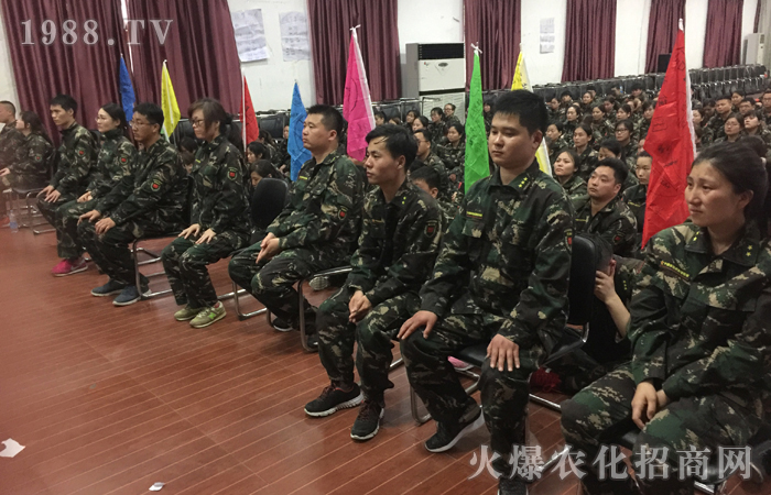 ��������ǽ����Ę�(bi��o)��(zh��n)