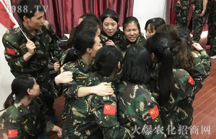 �����o��