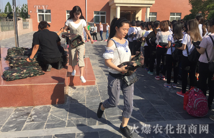 ���˼�ͥ�����ӡ��Լ����҂����ȫ���Ը��挦���������(zh��n)��