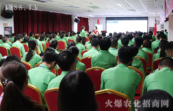 ׌�Y�x����ÿ����(x��)��(ji��)�����݃�(y��u)���^һ����