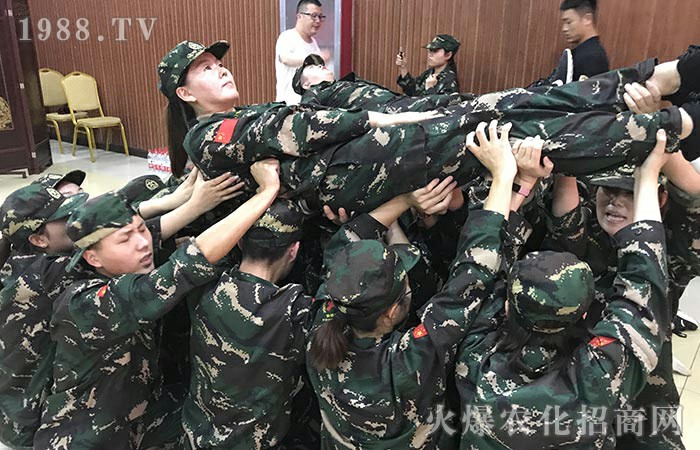 ���ѸЄ�֮��������ж�֮�У�