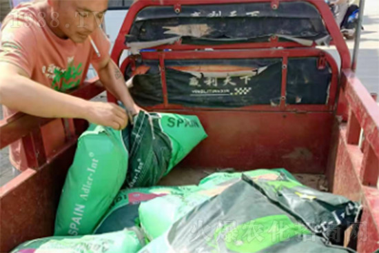 ��(f��)�Ϸʝq�r(ji��)���� �����@�׿�߶��M(j��n)�����ͷʅs�����Ј�(ch��ng)���G�G��